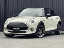 2021 BMW MINI