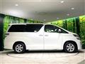2010 Toyota Vellfire