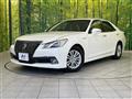 2013 Toyota Crown Hybrid