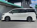 2015 Toyota Voxy