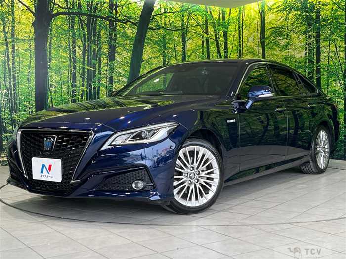 2019 Toyota Crown Hybrid