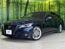 2019 Toyota Crown Hybrid