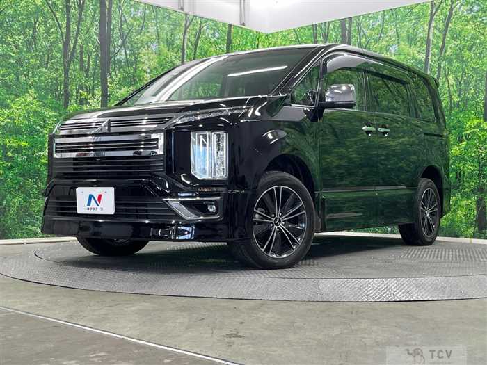 2019 Mitsubishi Delica D5