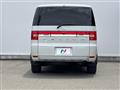2011 Mitsubishi Delica D5