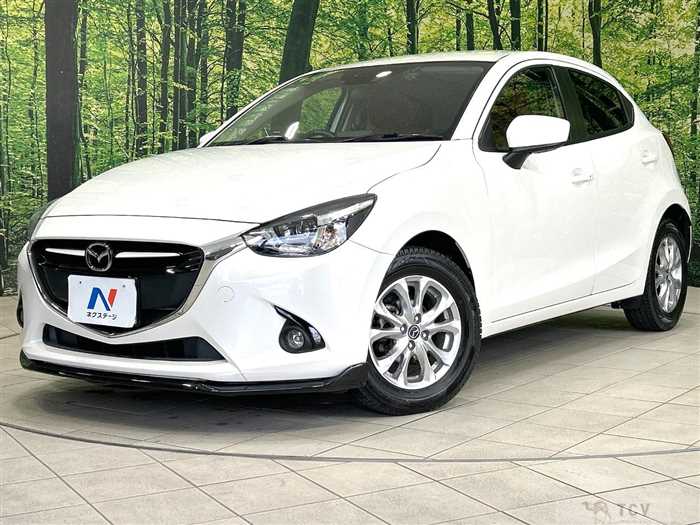 2015 Mazda Demio
