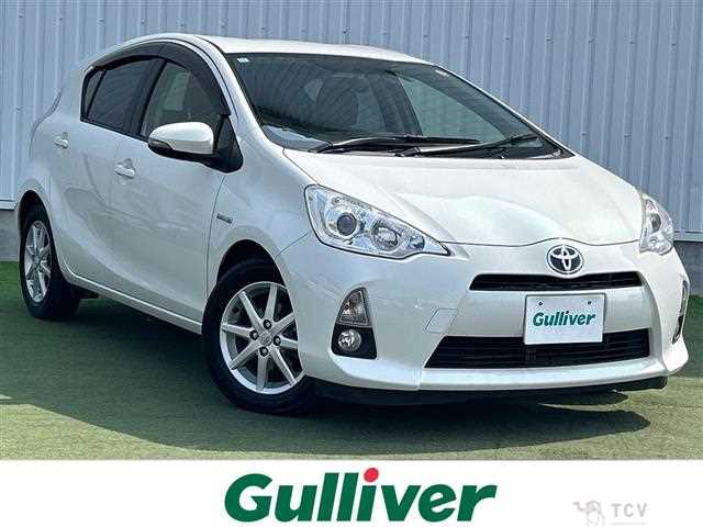 2013 Toyota AQUA