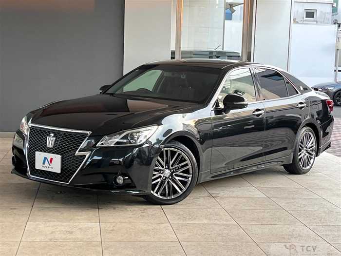 2015 Toyota Crown