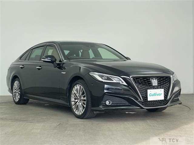 2019 Toyota Crown Hybrid