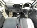 2010 Mitsubishi Minicab Van
