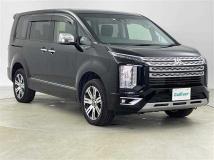 2023 Mitsubishi Delica D5