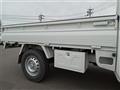 2003 Mitsubishi Minicab Truck