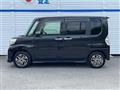 2017 Daihatsu Tanto