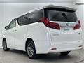 2018 Toyota Alphard Hybrid