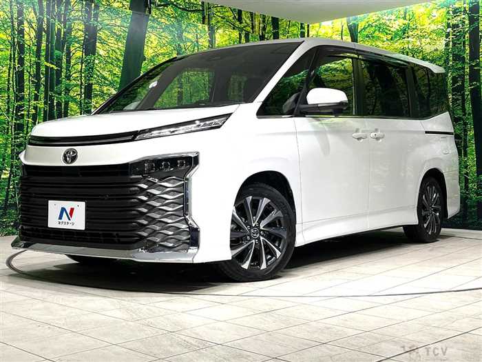 2022 Toyota Voxy