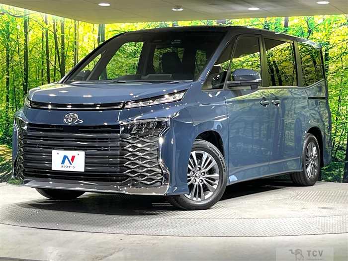 2023 Toyota Voxy