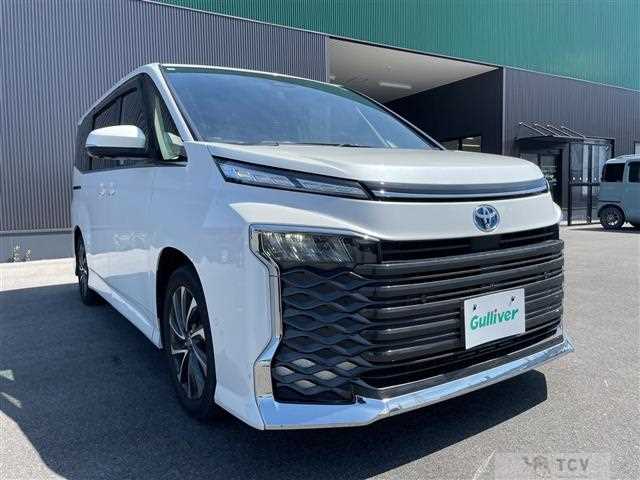 2024 Toyota Voxy