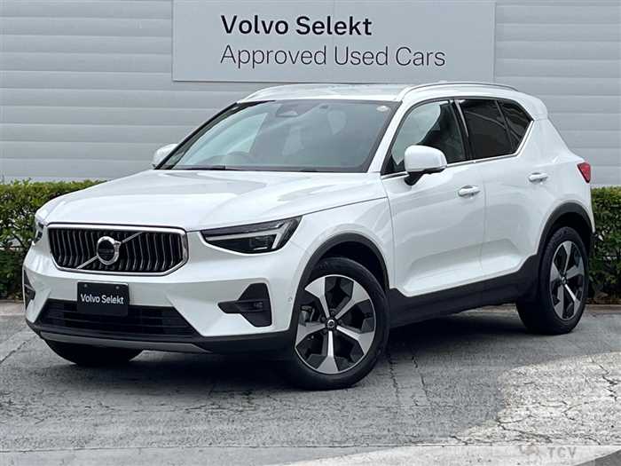 2023 Volvo XC40