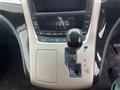 2013 Toyota Alphard