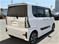 2022 Daihatsu Tanto