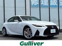 2021 Lexus IS