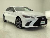 2019 Lexus ES