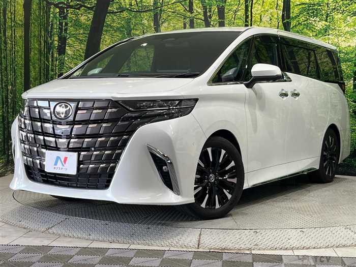 2023 Toyota Alphard Hybrid