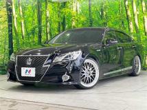 2013 Toyota Crown Hybrid