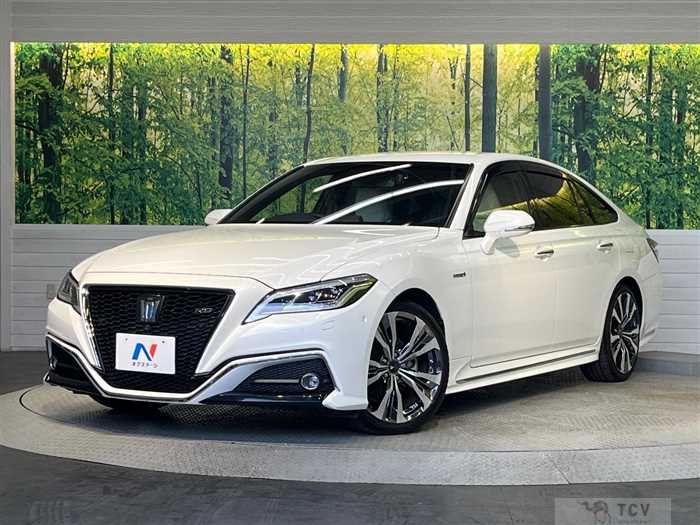 2018 Toyota Crown Hybrid