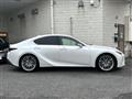 2021 Lexus IS
