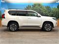 2022 Toyota Land Cruiser Prado