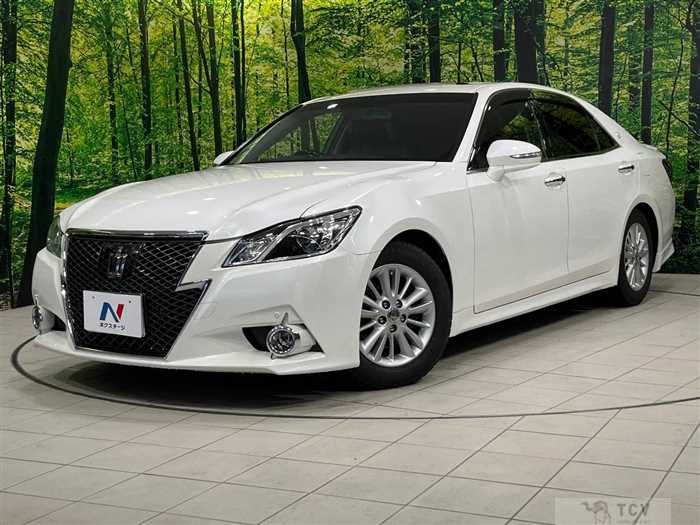2013 Toyota Crown