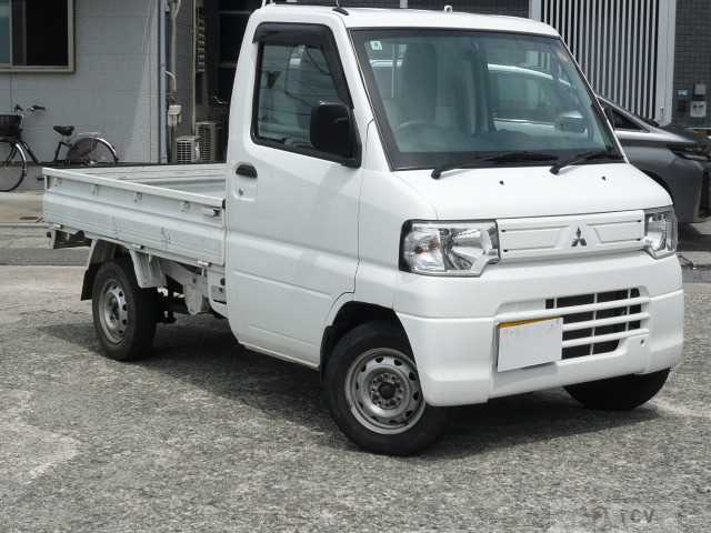 2013 Mitsubishi Minicab Truck