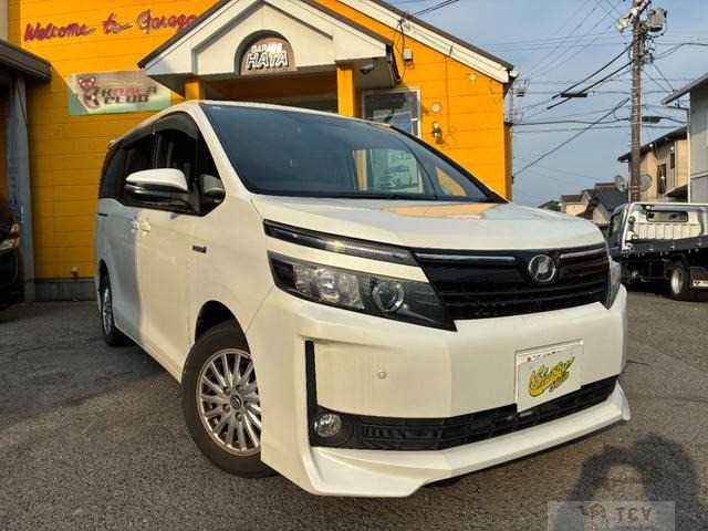 2014 Toyota Voxy