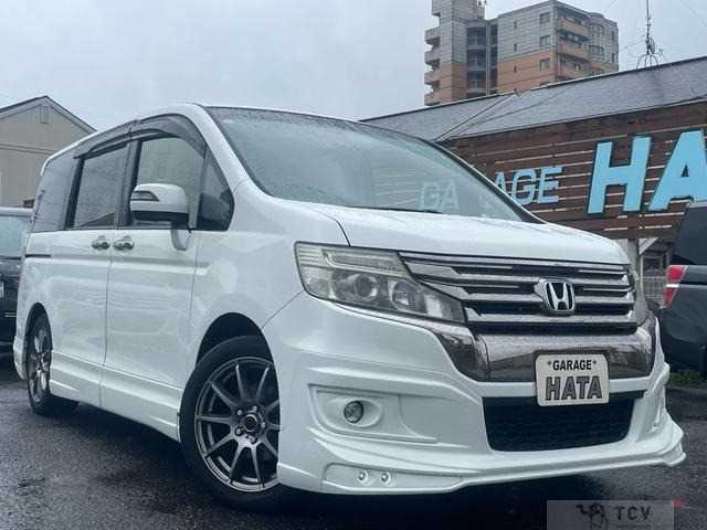 2013 Honda Step WGN