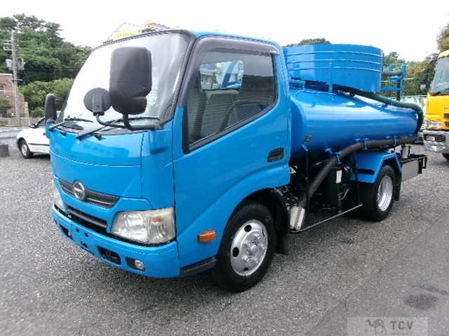 2013 Hino Dutro