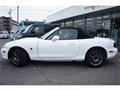 2000 Mazda Roadster