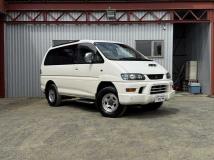 2001 Mitsubishi Delica Spacegear