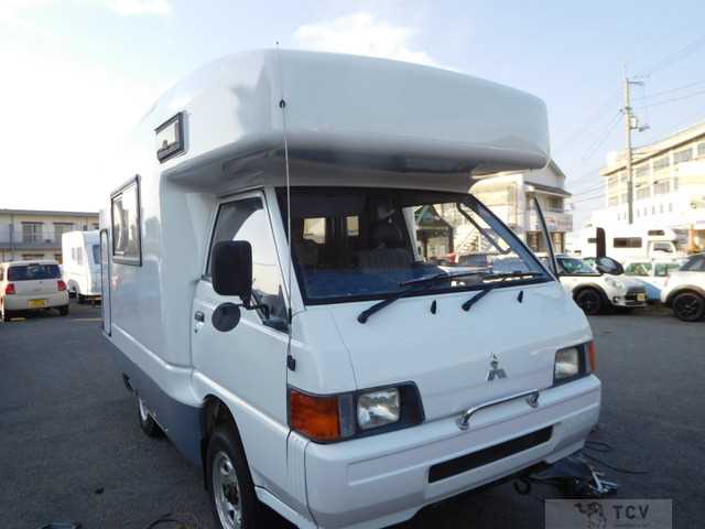 1999 Mitsubishi Delica Truck