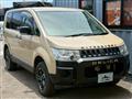 2009 Mitsubishi Delica D5