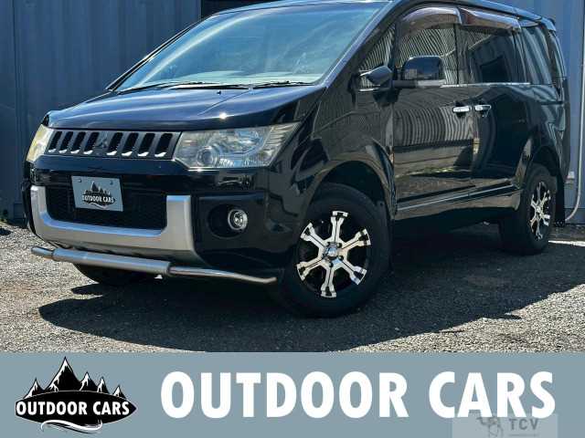 2011 Mitsubishi Delica D5