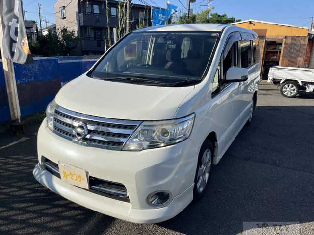 2010 Nissan Serena
