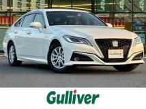 2019 Toyota Crown Hybrid