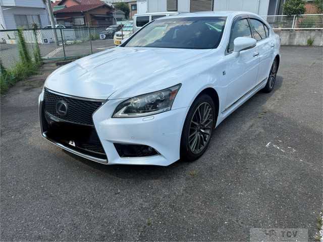 2013 Lexus LS
