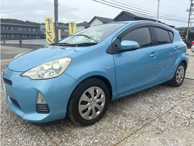 2012 Toyota AQUA