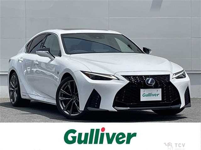 2021 Lexus IS