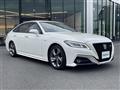 2019 Toyota Crown Hybrid