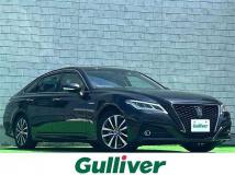 2019 Toyota Crown Hybrid
