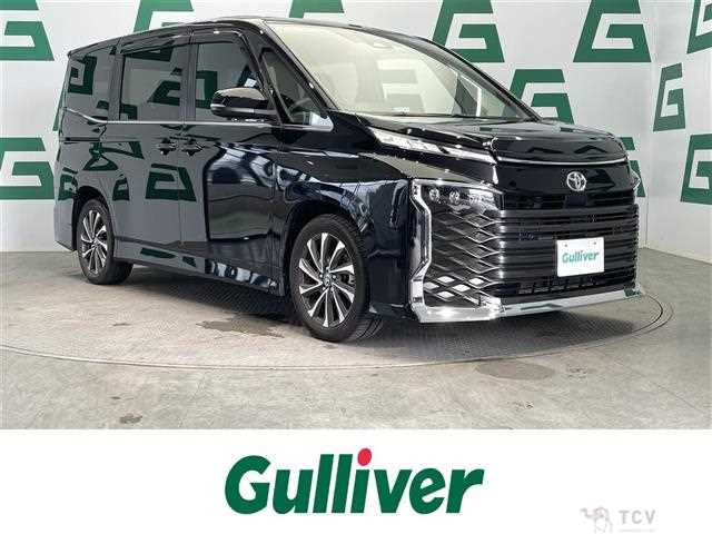 2022 Toyota Voxy