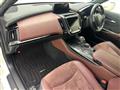 2018 Toyota Crown Hybrid