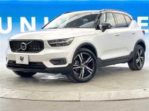 2020 Volvo XC40
